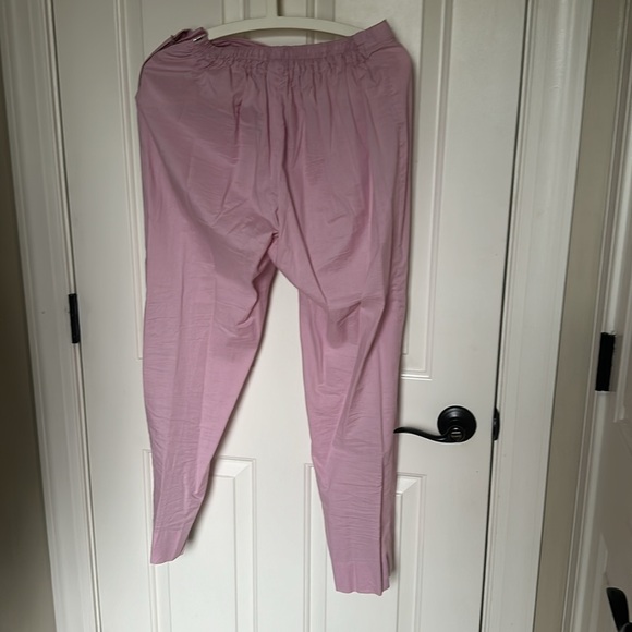 Pakistani clothes- 3 piece lawn outfit - Picture 7 of 8